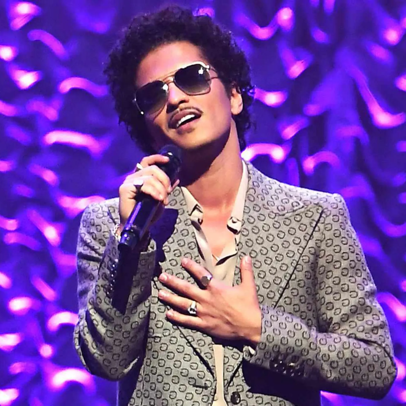 image_6775f83411107 Bruno Mars Accused of Riding on His Co-Collaborator’s Fame to Stay Relevant – Here’s Why