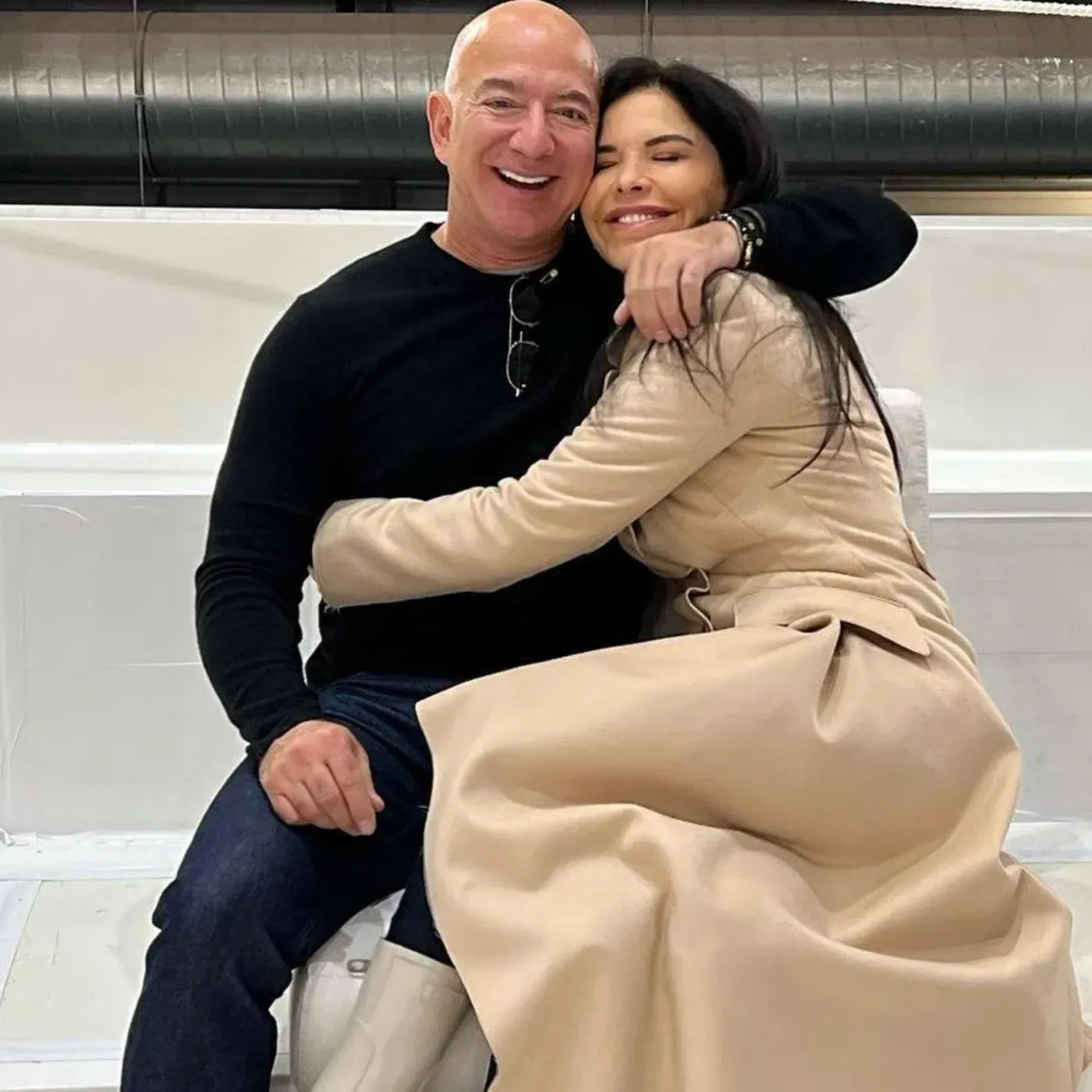 Lauren Sánchez—The Beauty That Makes Billionaire Jeff Bezos Crazy