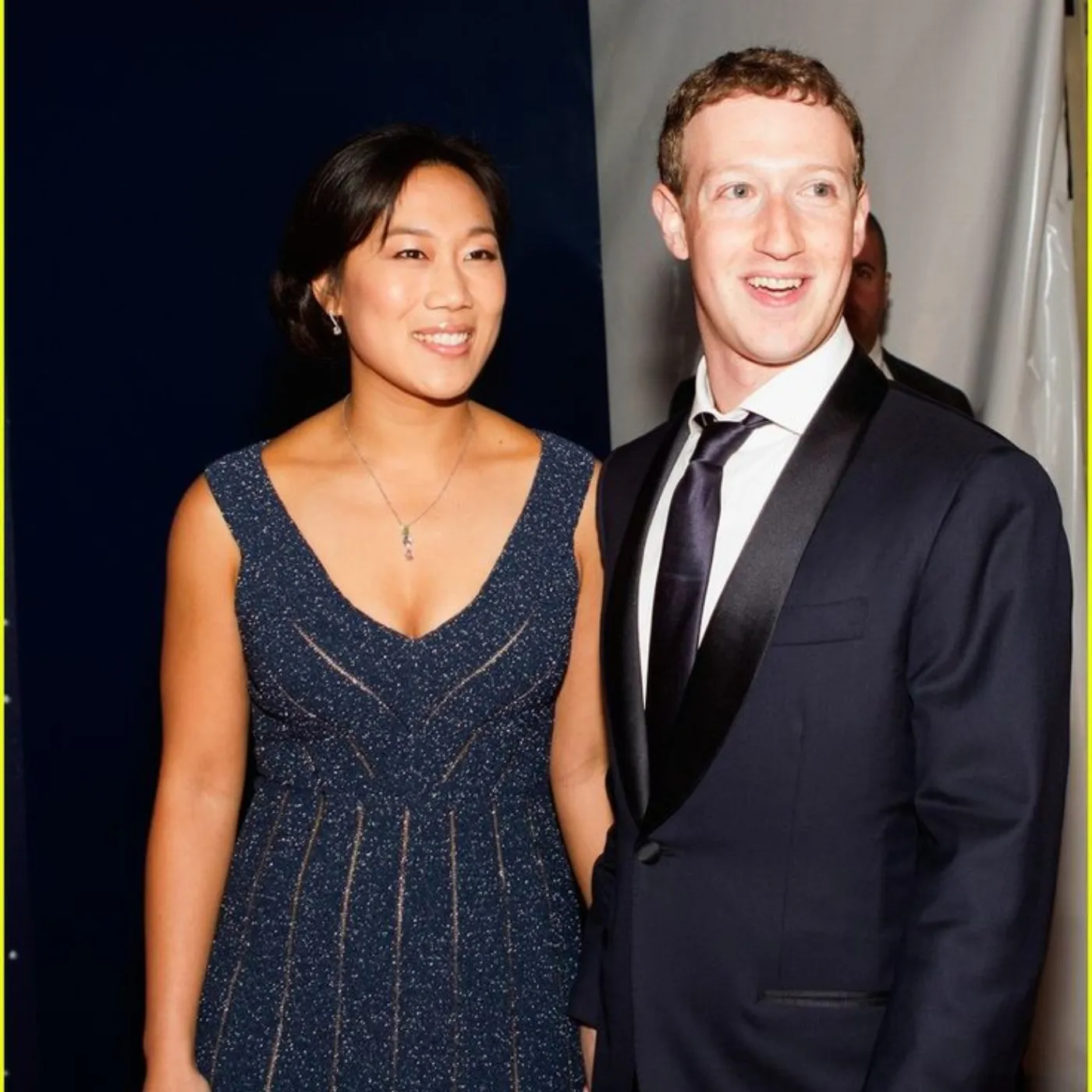 Mark Zuckerberg Hopes for a Year of Romance and Connection with His Wife in 2025