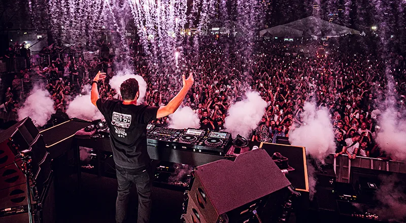 image_6776385a2befc Martin Garrix lit up the Neon Countdown with the iconic hit High On Life