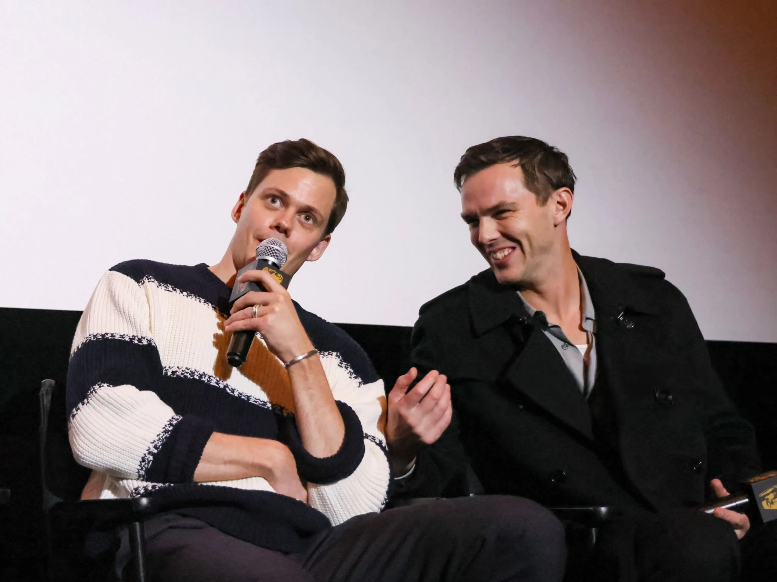 image_67779c506f00d Bill Skarsgard gave a love present, which Nicholas Hoult framed. What is the secret behind it