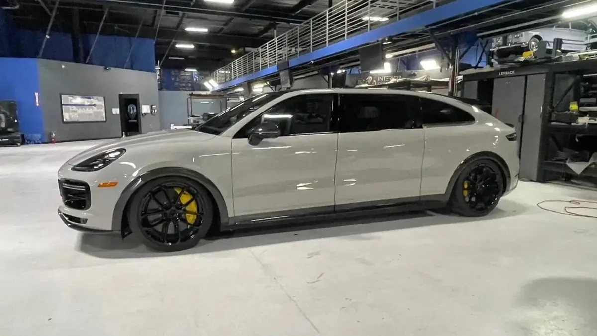 image_6779420603f33 Mark Zuckerberg Buys Unique Porsche Minivan as a Gift for His Wife
