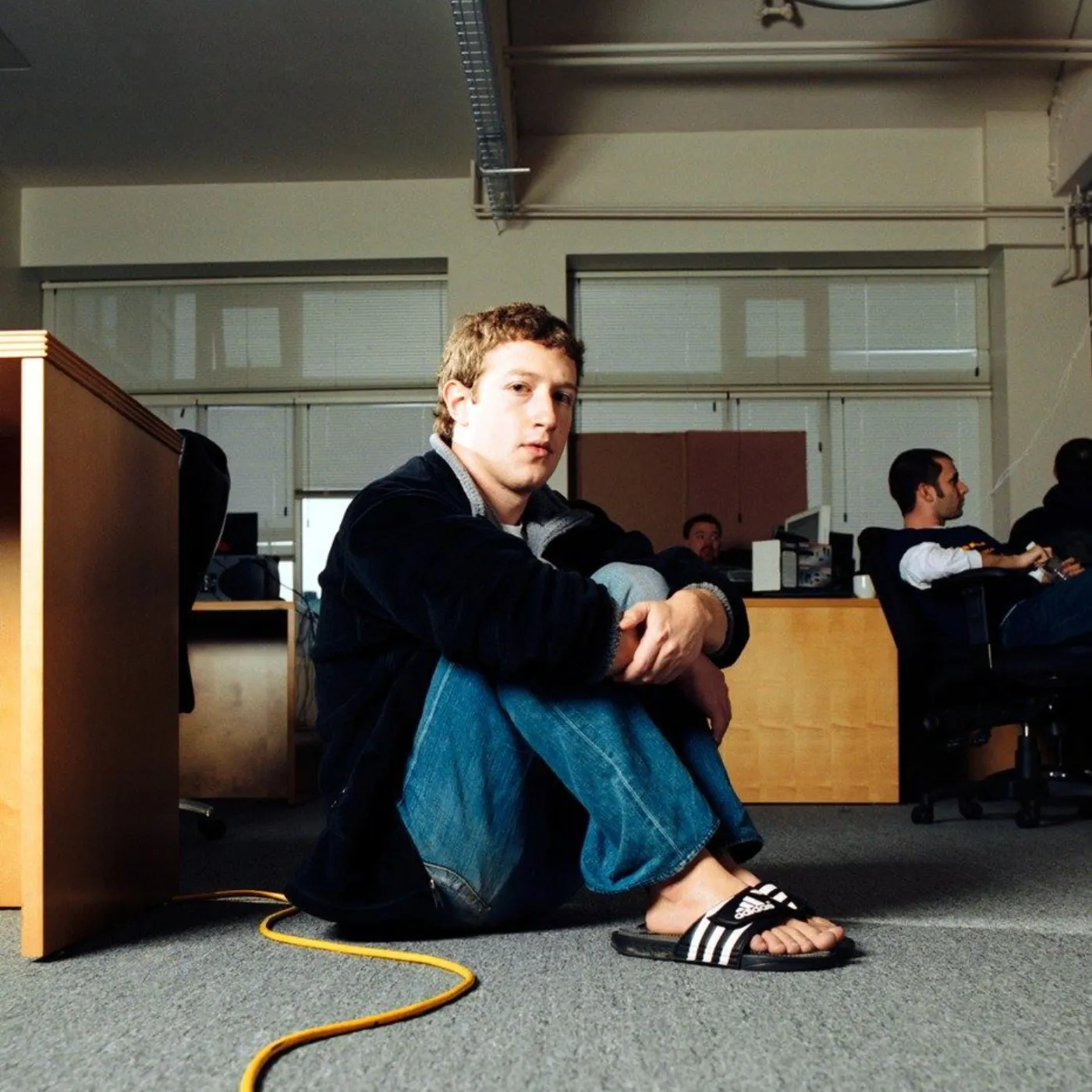 Dare to Think, Dare to Do! Zuckerberg’s Journey from College Dropout to Billionaire!