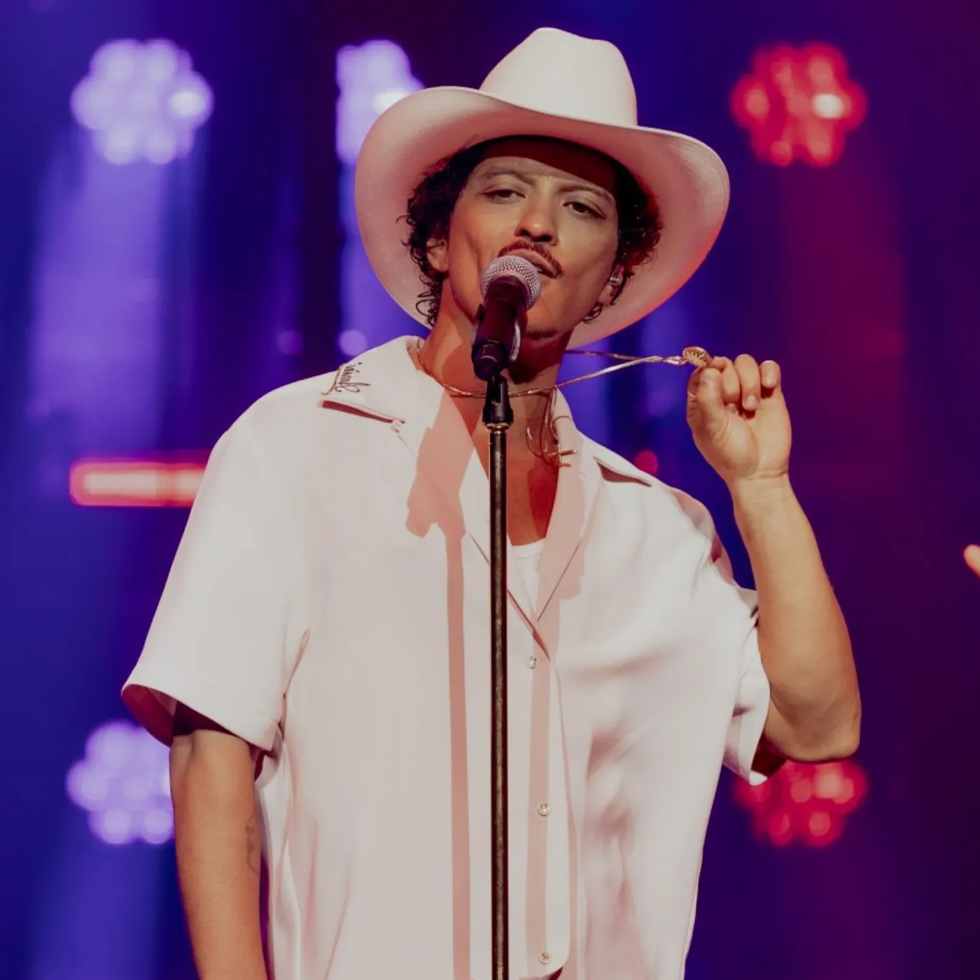 Bruno Mars’ Song Gets an Unexpected Twist and the Internet Can’t Handle It