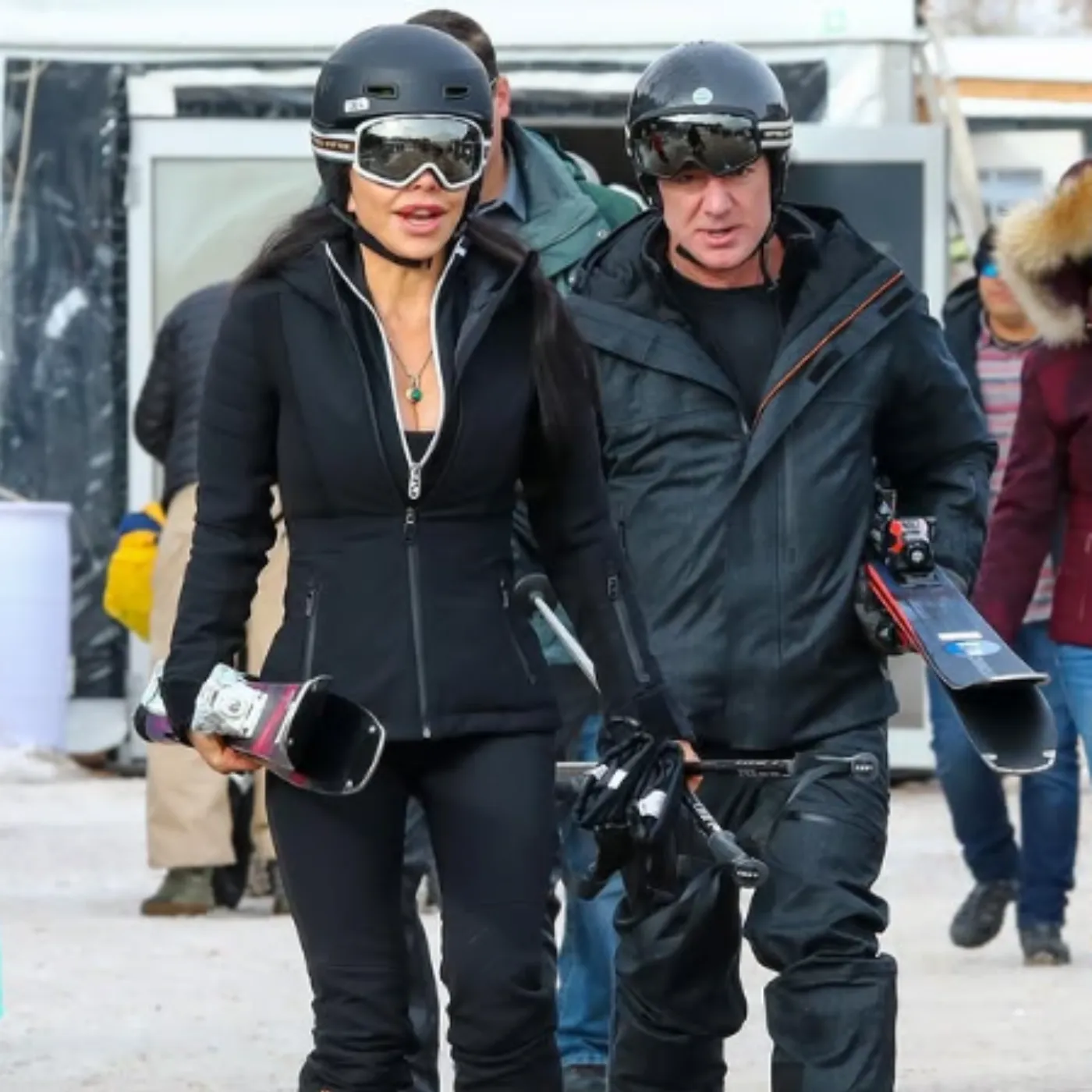 Jeff Bezos and His Girlfriend, Lauren Sanchez, Hit the Slopes in Aspen