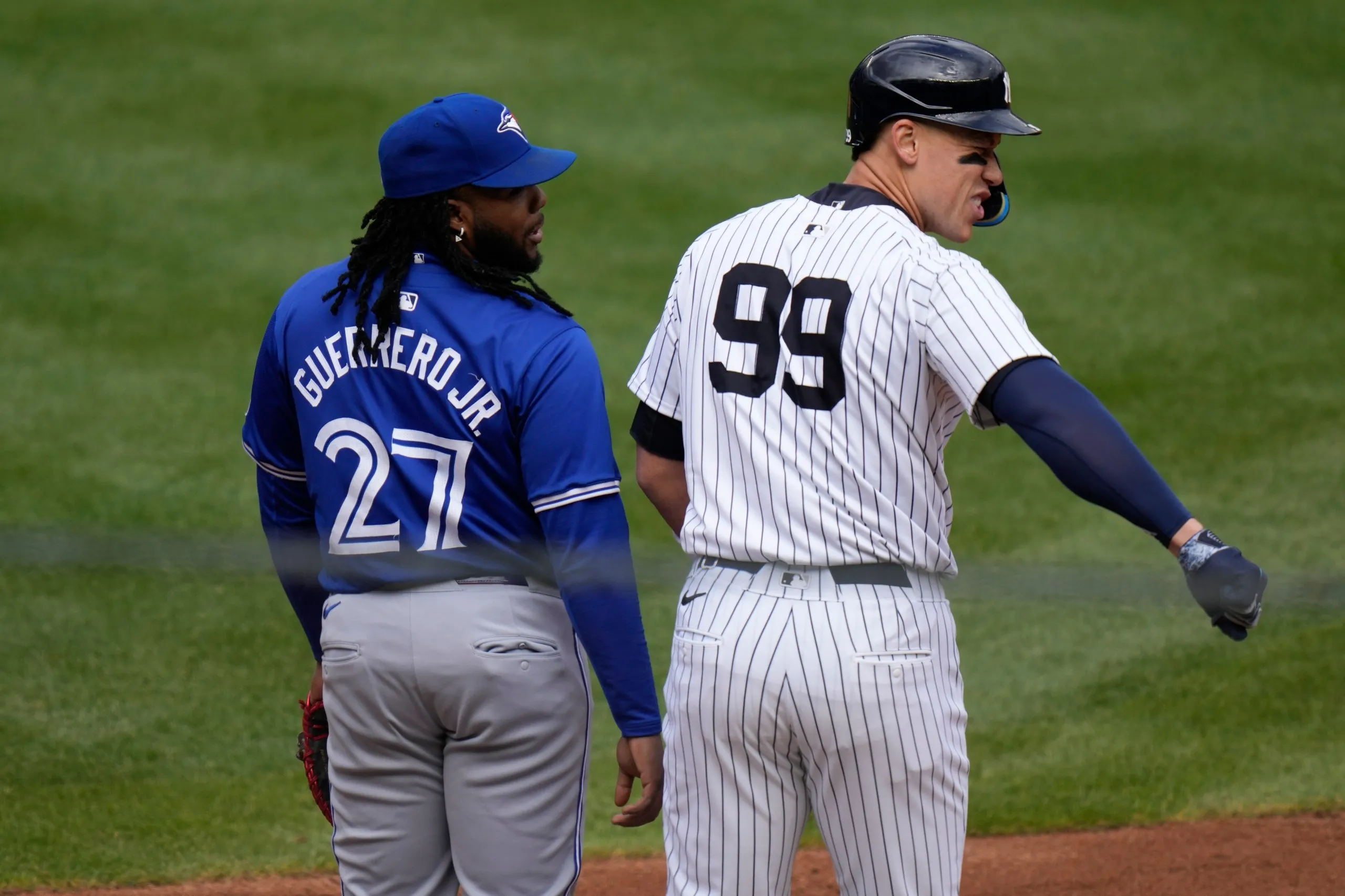 Blue Jays beat Yankees 3-0 in New York home opener behind Clement's  tiebreaking pinch homer | KRQE News 13