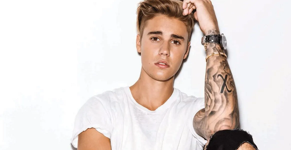 Justin Bieber: Chàng trai scandal được yêu nồng nhiệt