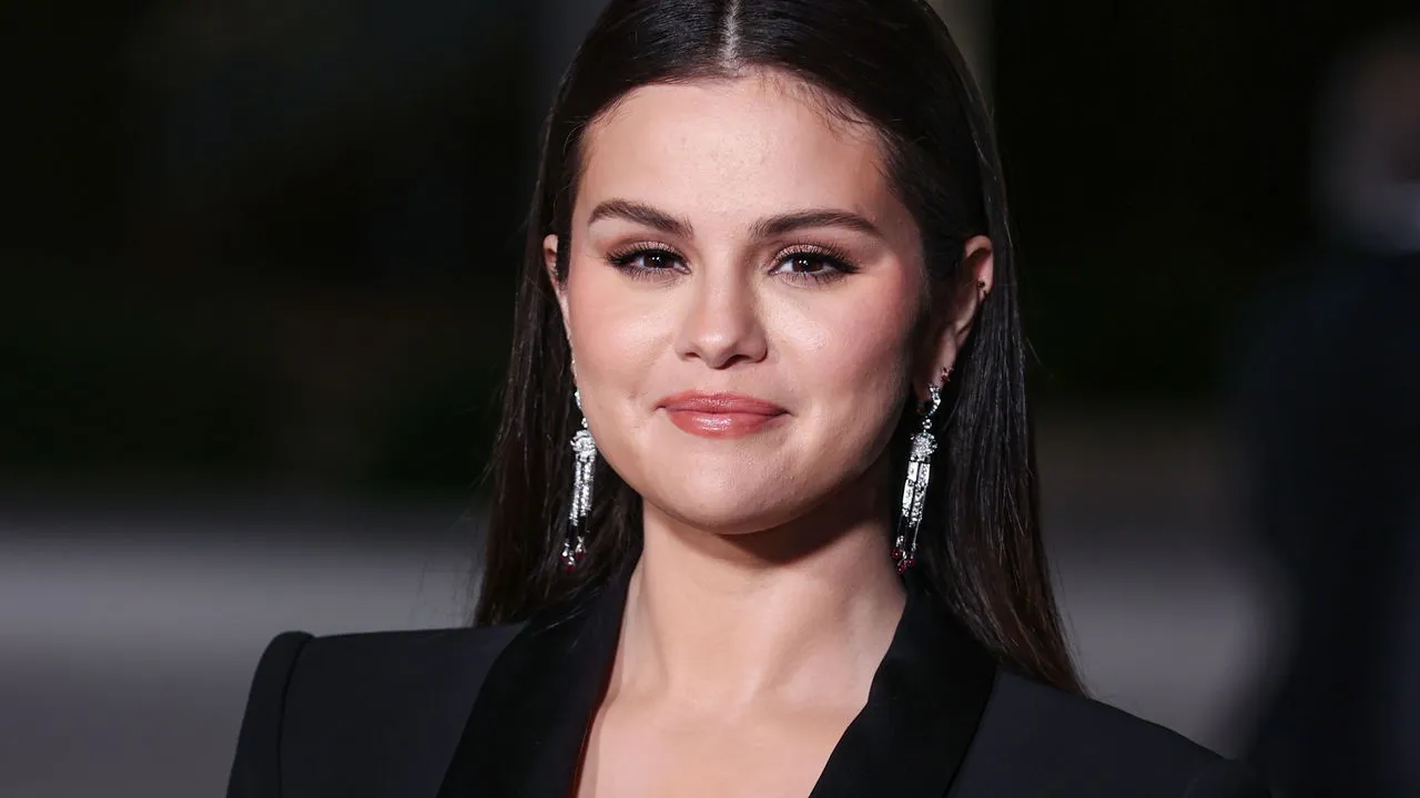 image_67bde8fa6c653 Selena Gomez Mocks Co Stars Steve Martin and Martin Short at SAG Awards