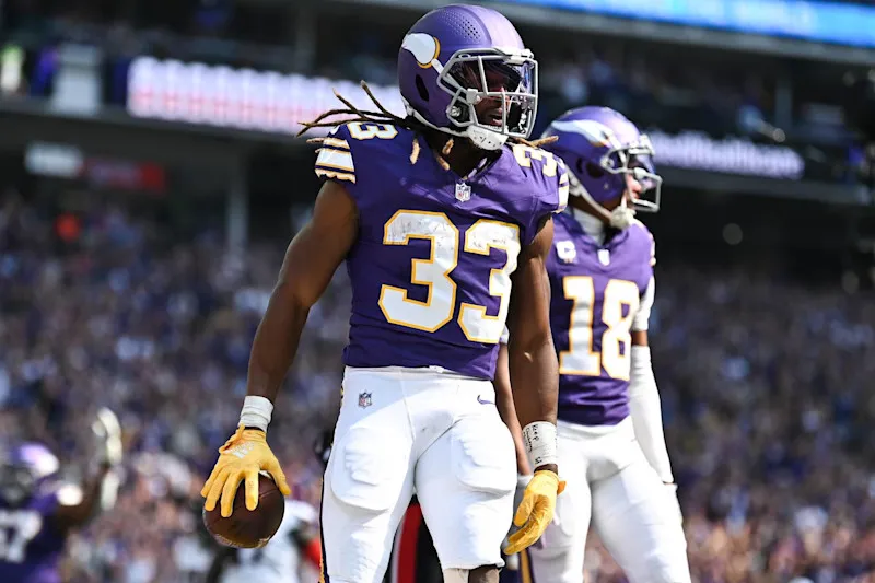 image_67bde9c98ed91 Aaron Jones, one of the best Running Backs in the history of Green Bay Packers, has had a remarkable career since joining the team in 2017.