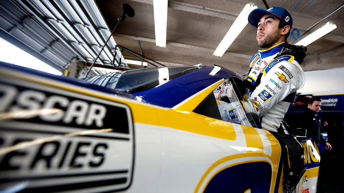 NASCAR: Chase Elliott signs new 5-year deal with Hendrick Motorsports | Fox  News