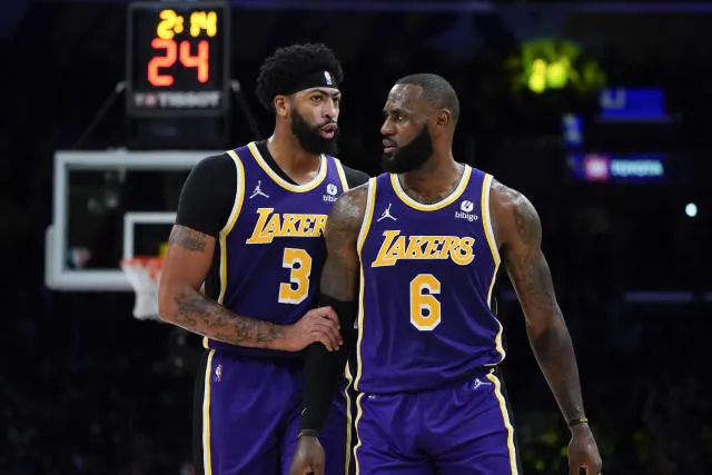 image_67c134e6d54c1 LeBron's Secret Talk with Anthony Davis After Shocking Lakers Trade!