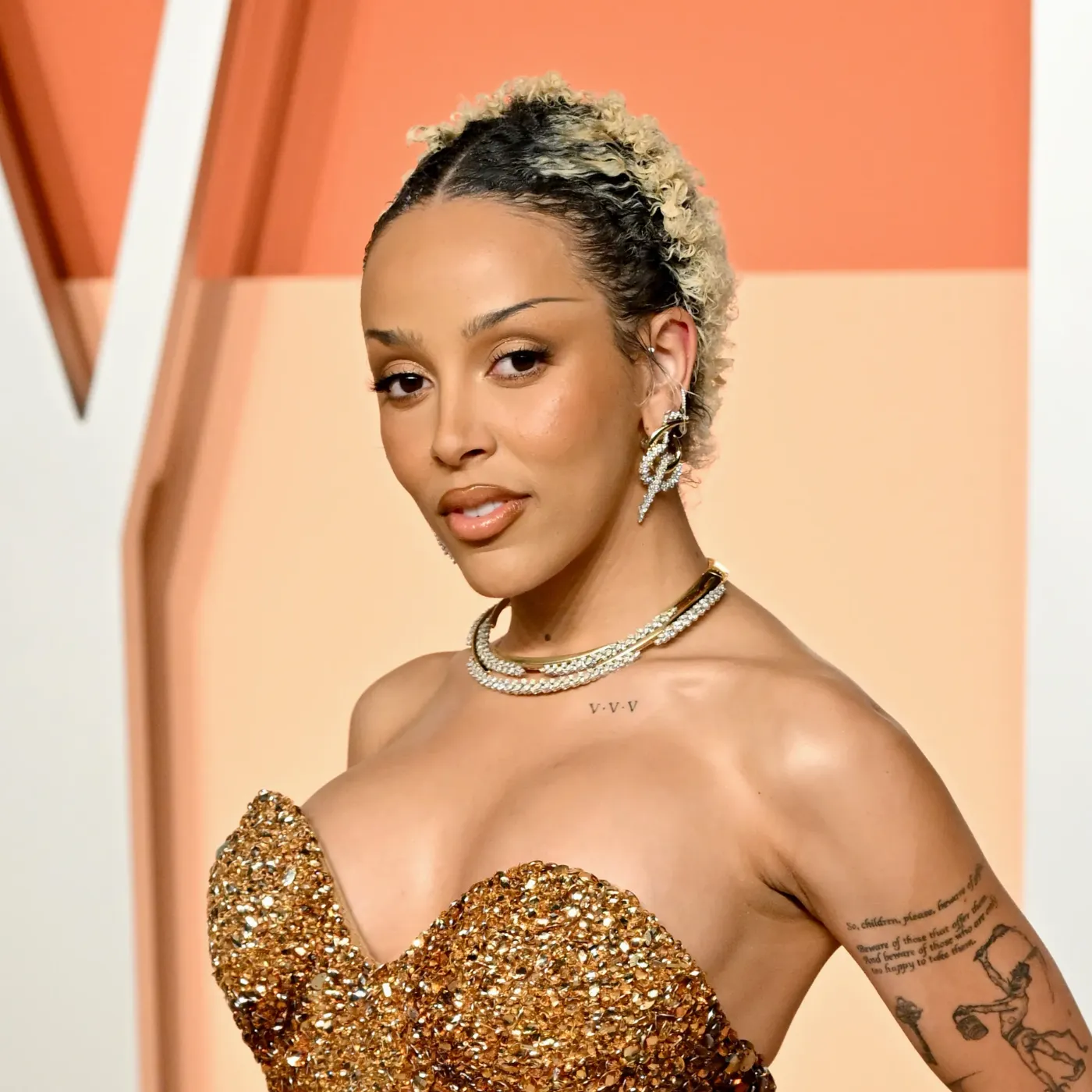 image_67c669d3ce62e Doja Cat Shakes Up Oscars 2025 A Legendary Performance That Could Redefine James Bond Music!