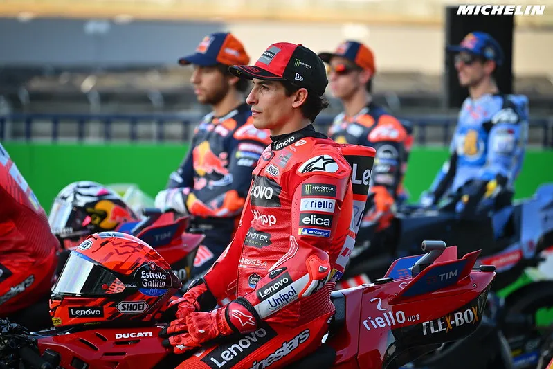 image_67c68ac7f2caa Pecco Bagnaia refuses to use radio communication equipment in MotoGP. Marc Marquez is upset because his teammates are stupid as pigs.