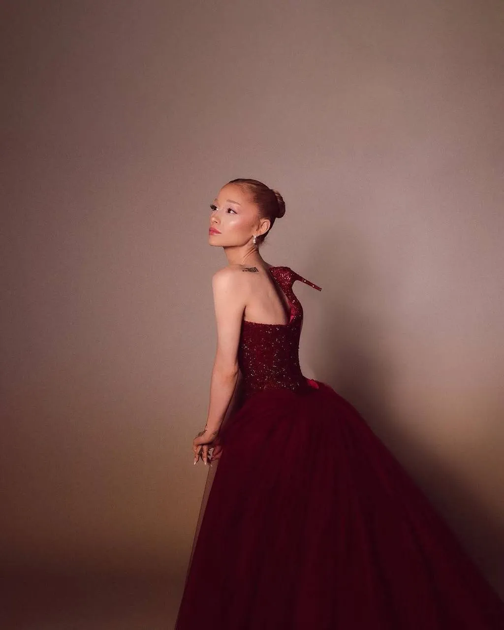 image_67c92dd8ca7fb Oscars 2025's Princess definitely Ariana Grande: two absolutely cinematic looks