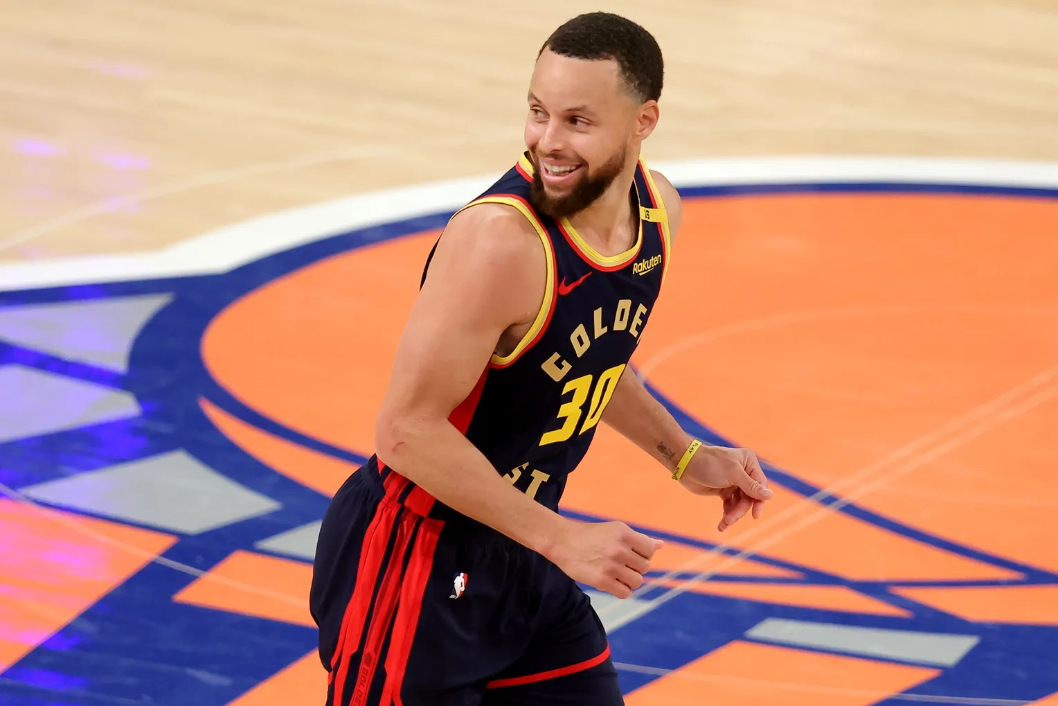 image_67c969d717648 Stephen Curry: The King of MSG or just lucky?
