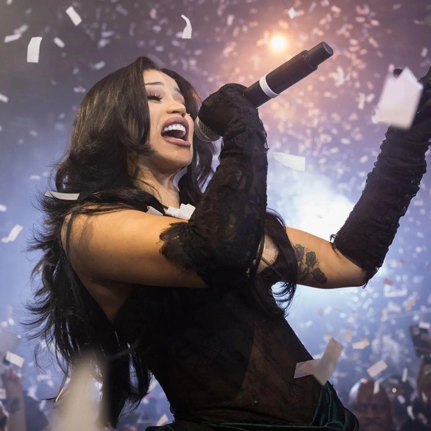 Cardi B Officially Made Billboard History! This Record Stunned The Entire Music World
