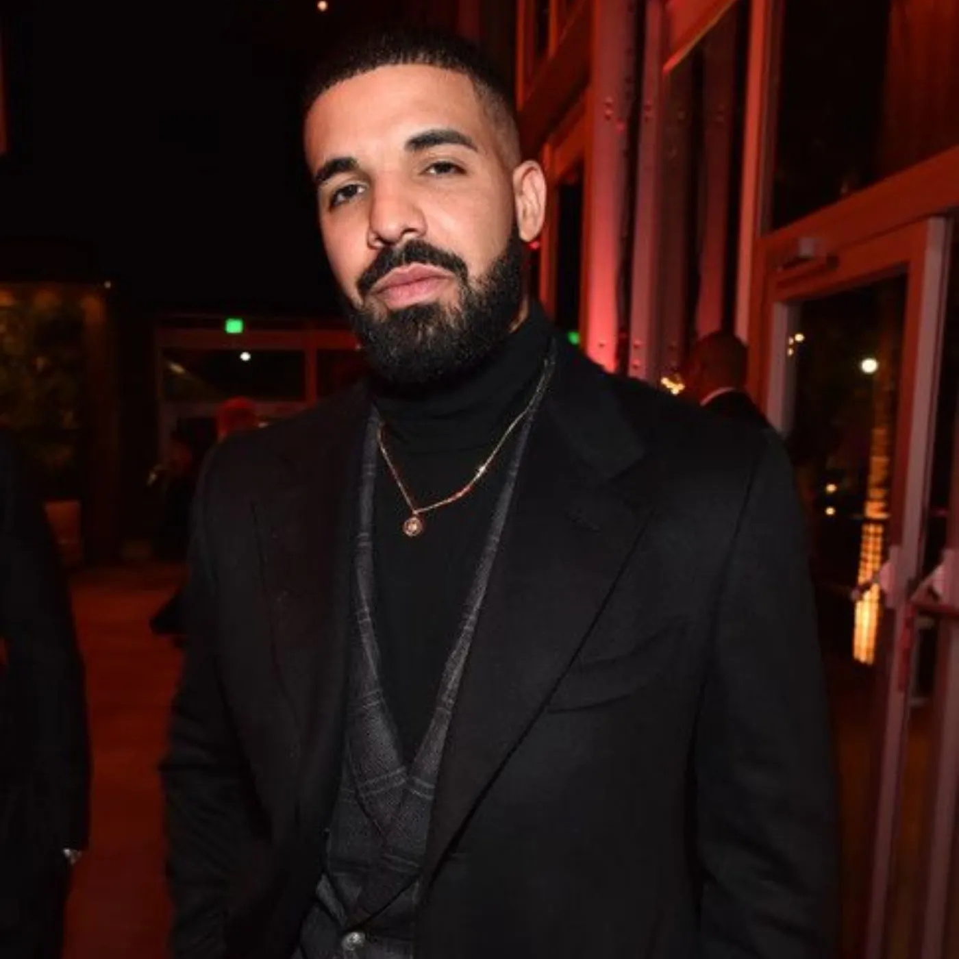 image_67cbab75c7a64 How Many Beauties Has Drake Dated? Shocking List With Rihanna, J.Lo & Many Unexpected Names