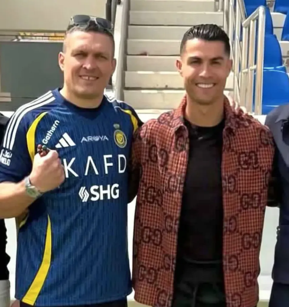 Champion’s support: Cristiano Ronaldo has an Unforgettable meeting with Oleksandr Usyk in Saudi Arabia