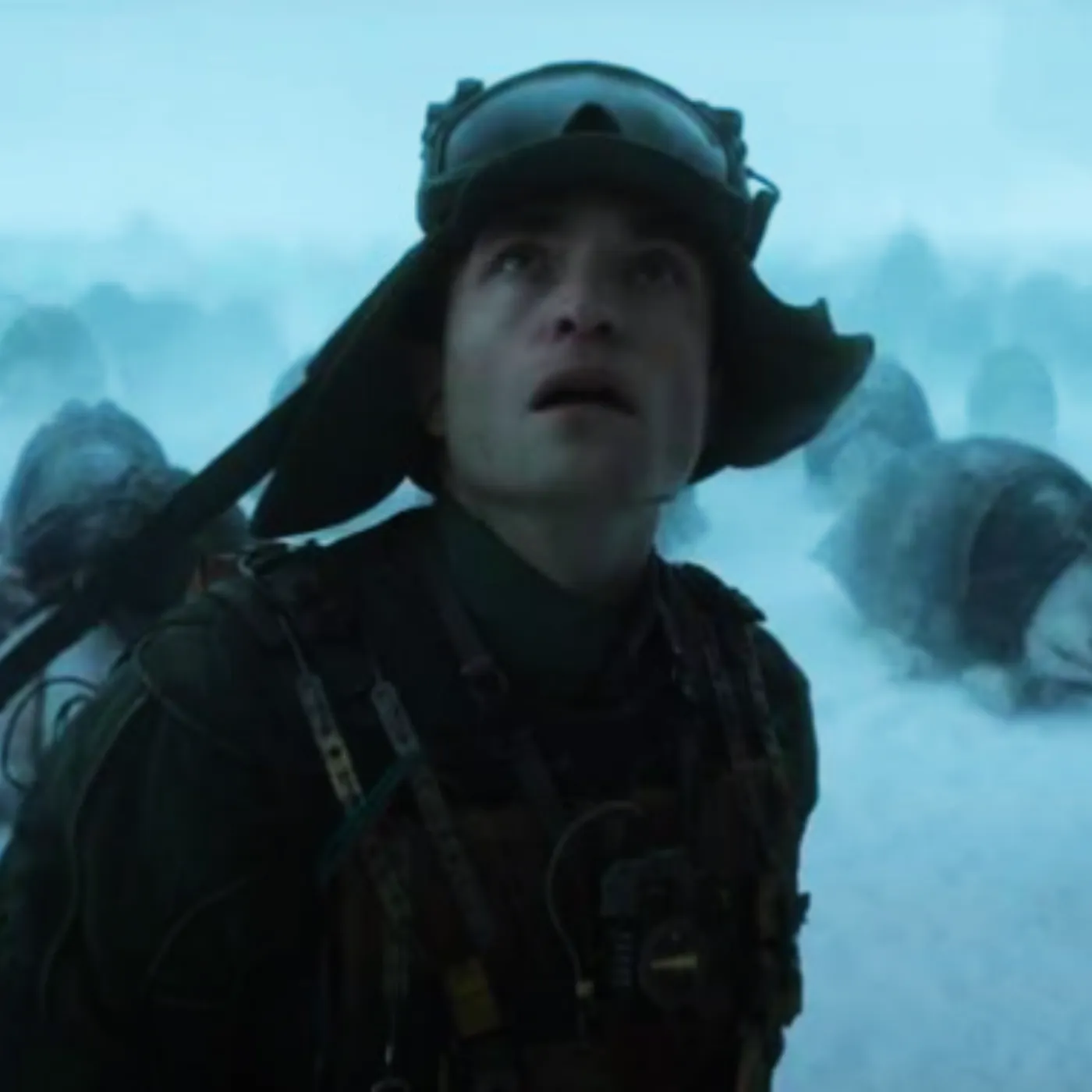 Robert Pattinson’s Cut Scenes in Mickey 17 Hold the Key to a Game-Changing Plot Twist