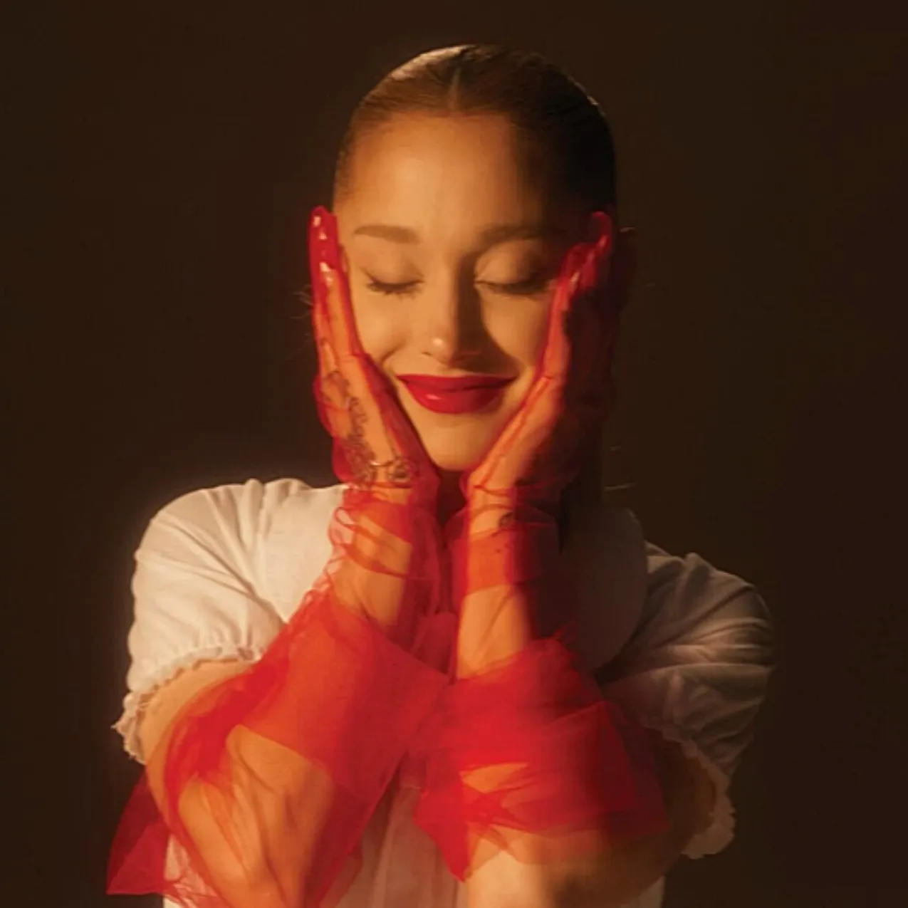 Ariana Grande has now opened the pre-save link for the deluxe version of "Eternal Sunshine" 19 Ariana Grande has now opened the pre-save link for the deluxe version of "Eternal Sunshine"