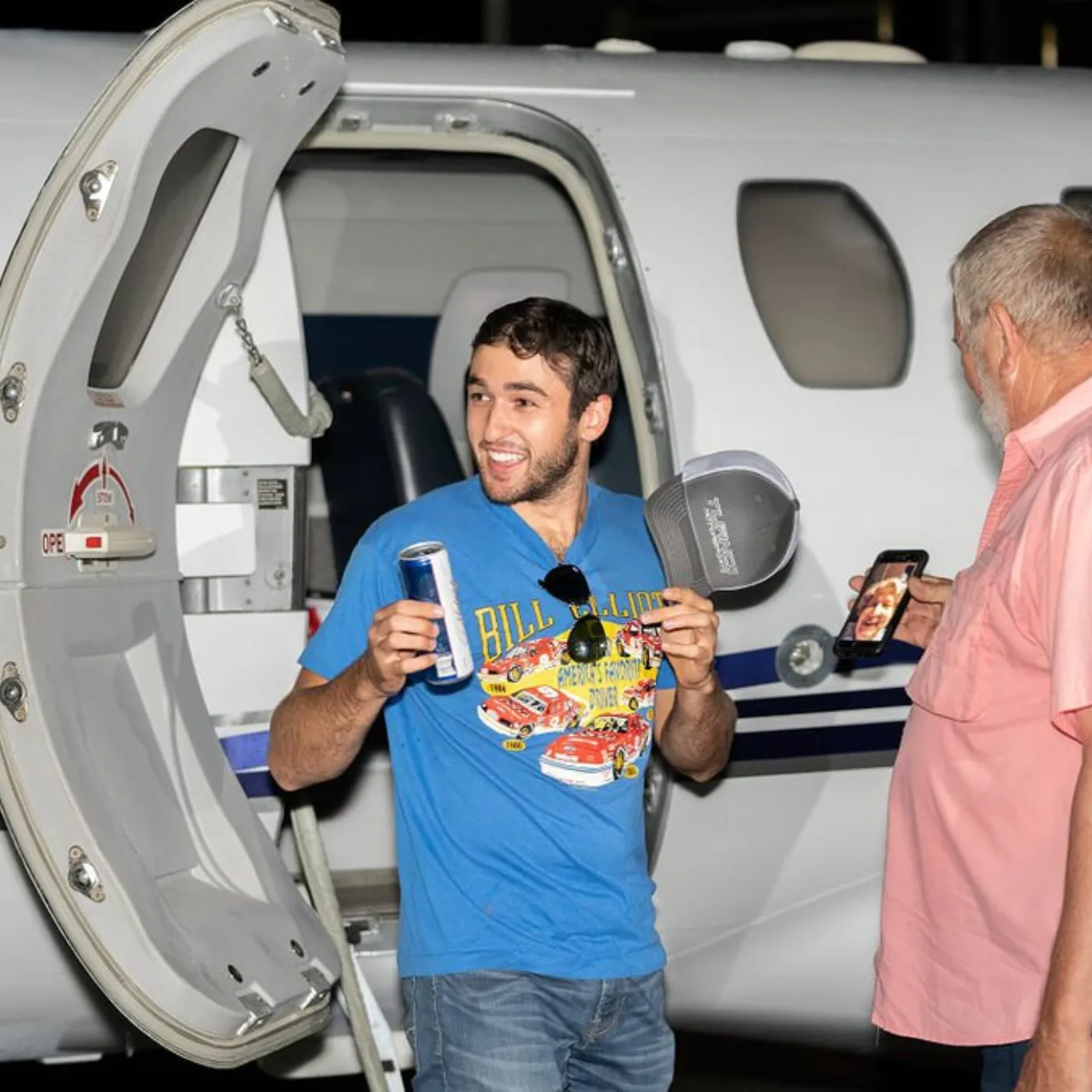 Chase Elliott flaunts his lavish lifestyle after every win and more, leaving fans in awe. 19 Chase Elliott flaunts his lavish lifestyle after every win and more, leaving fans in awe.
