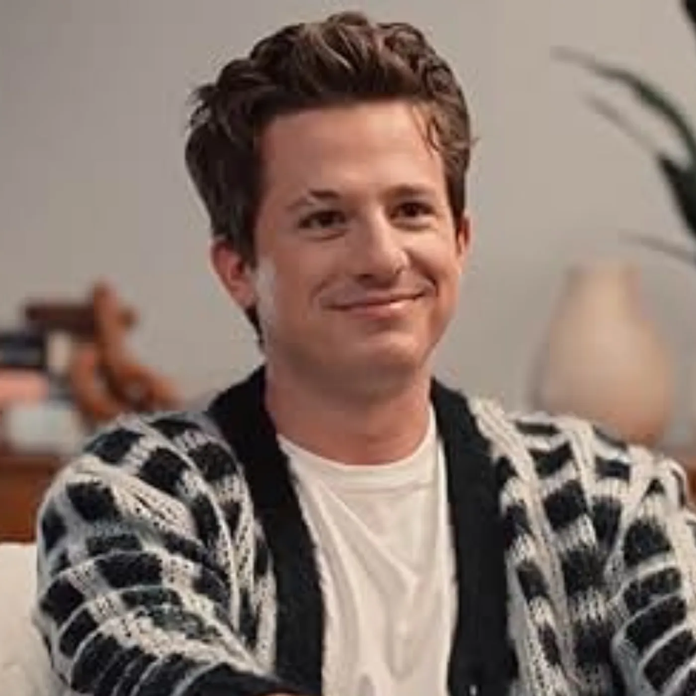 Behind the Smile: Unreleased Footage Exposes Charlie Puth’s Mysterious Family Secrets