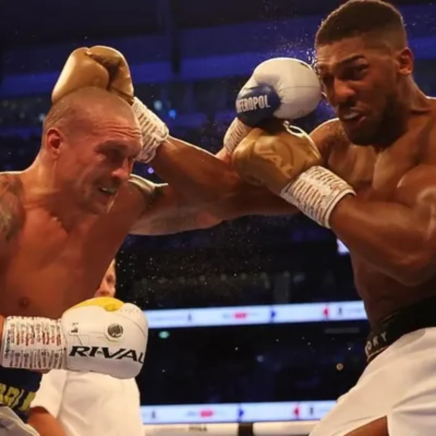 Oleksandr Usyk’s Puzzling Choice: Snubbing Anthony Joshua for a Dubois-Level Challenge?