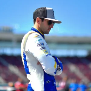 Ryan Blaney’s Wife Stunned as Chase Elliott’s Legendary Sponsor Faces Shocking Collapse!