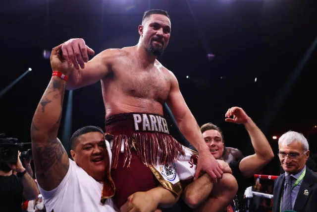 Joseph Parker stuns Deontay Wilder via unanimous decision with dominant  performance - Yahoo Sports
