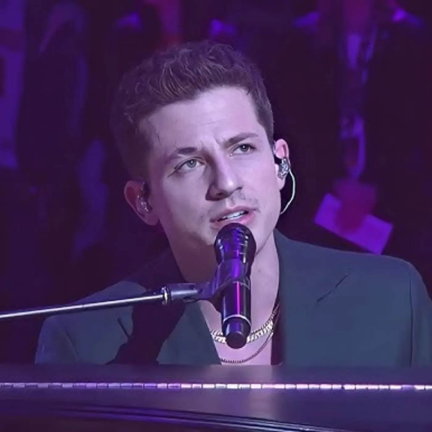 image_67d105e812163 Breaking Silence: Charlie Puth Opens Up About His Authentic Identity and Inspires Millions