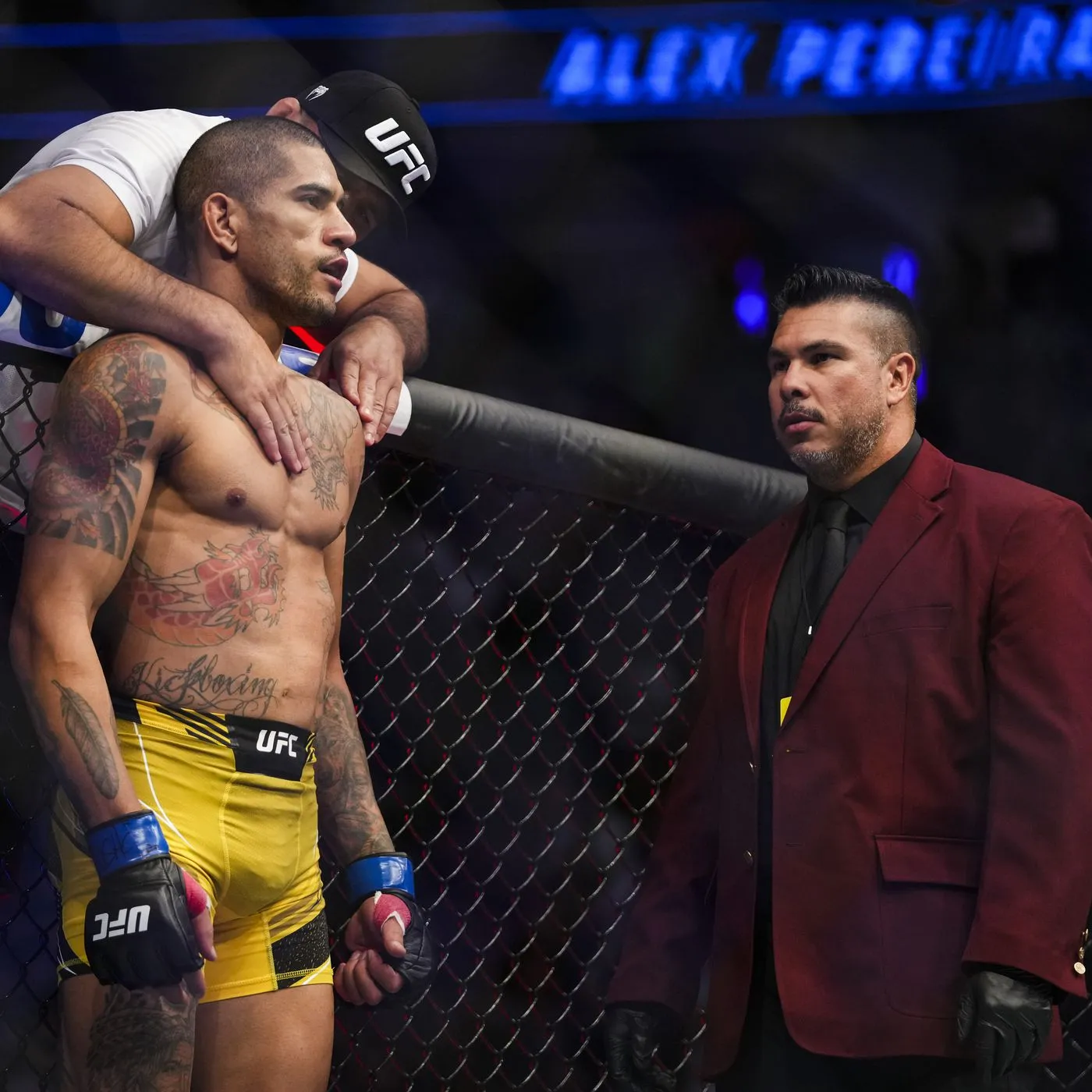 NEWS: Rumors Suggest That The Ultimate Showdown Between Alex Pereira and Khamzat Chimaev Will Steal the Spotlight in the UFC