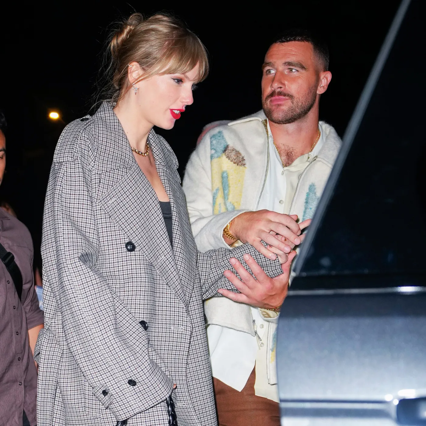 image_67d3eacf06443 Travis Kelce Drops Clue About Moving in With Taylor Swift at Her $50M NYC Home