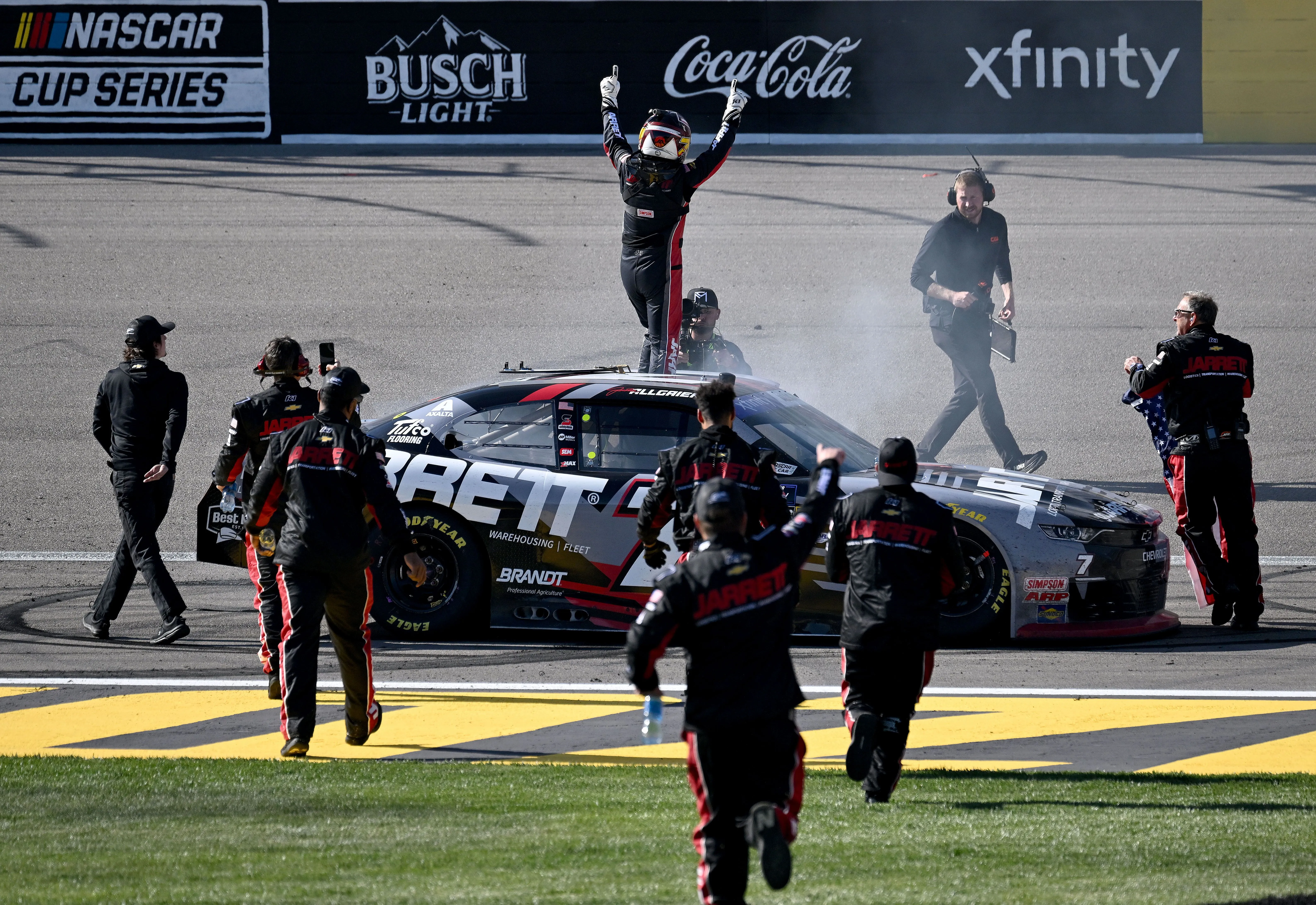 image_67d777009b125 Justin Allgaier and the Las Vegas Curse: A Decade of Waiting, One Explosive Moment!