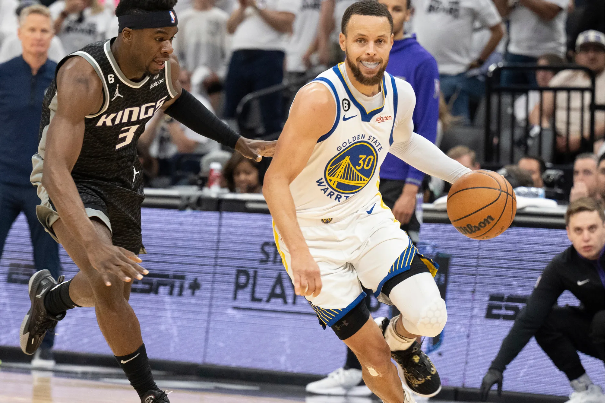 image_67d7e1d86b252 After LeBron James reached the 50,000 point milestone, Stephen Curry has now also set an unprecedented new record