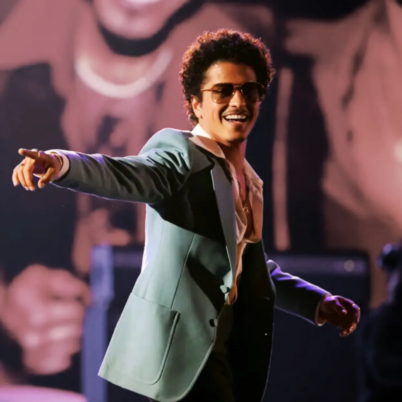 image_67d869f85b0c3 Bruno Mars Reigns Supreme At 2025 iHeartRadio Music Awards, Silencing All Doubt