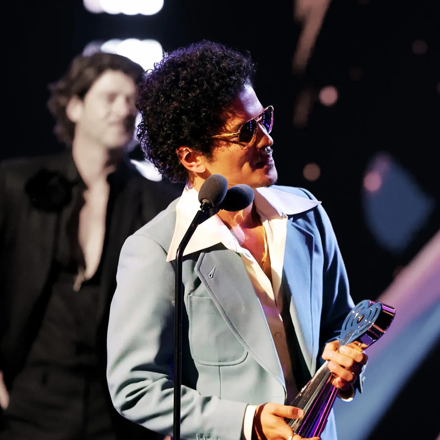 image_67d869f9a4835 Bruno Mars Reigns Supreme At 2025 iHeartRadio Music Awards, Silencing All Doubt