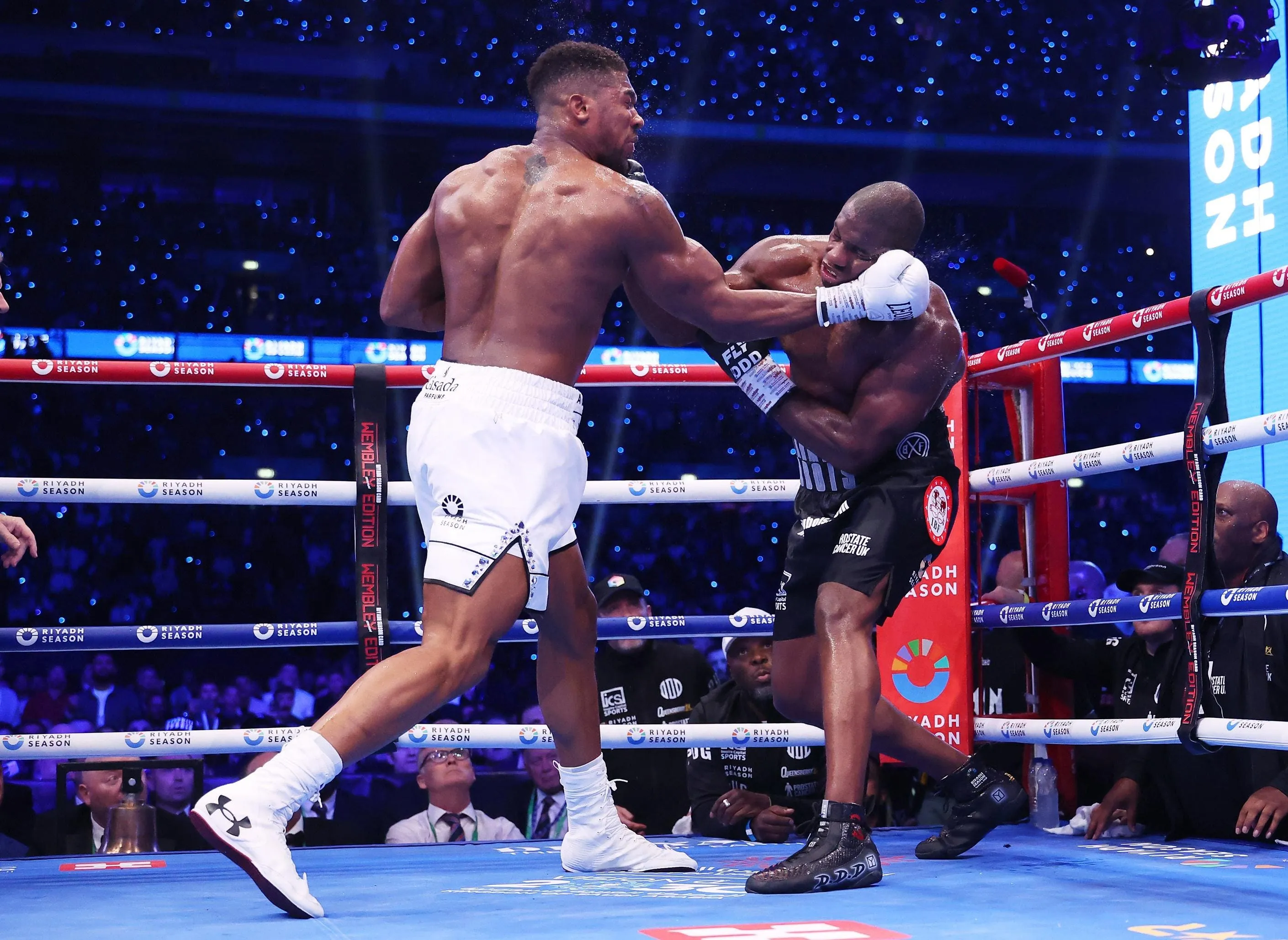 image_67d8d5dcba79f Dubois Provokes Joshua After Failed Negotiations With Usyk: 'Get Your Revenge' - A Challenge or a Farce from a Coward?