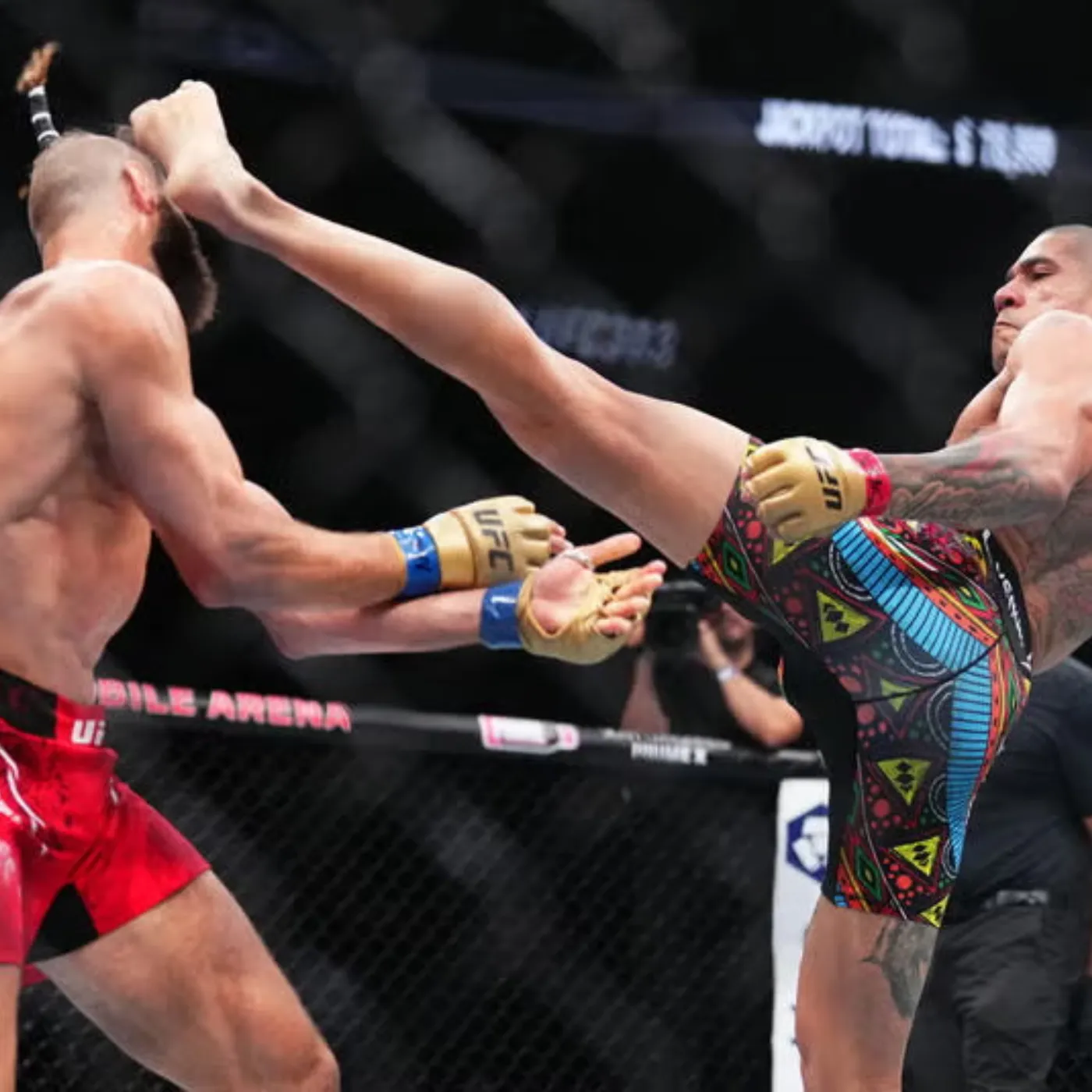 image_67d8d95ef0d06 UFC’s New Ballet Maestro? Alex Pereira’s Strikes Stun Fans