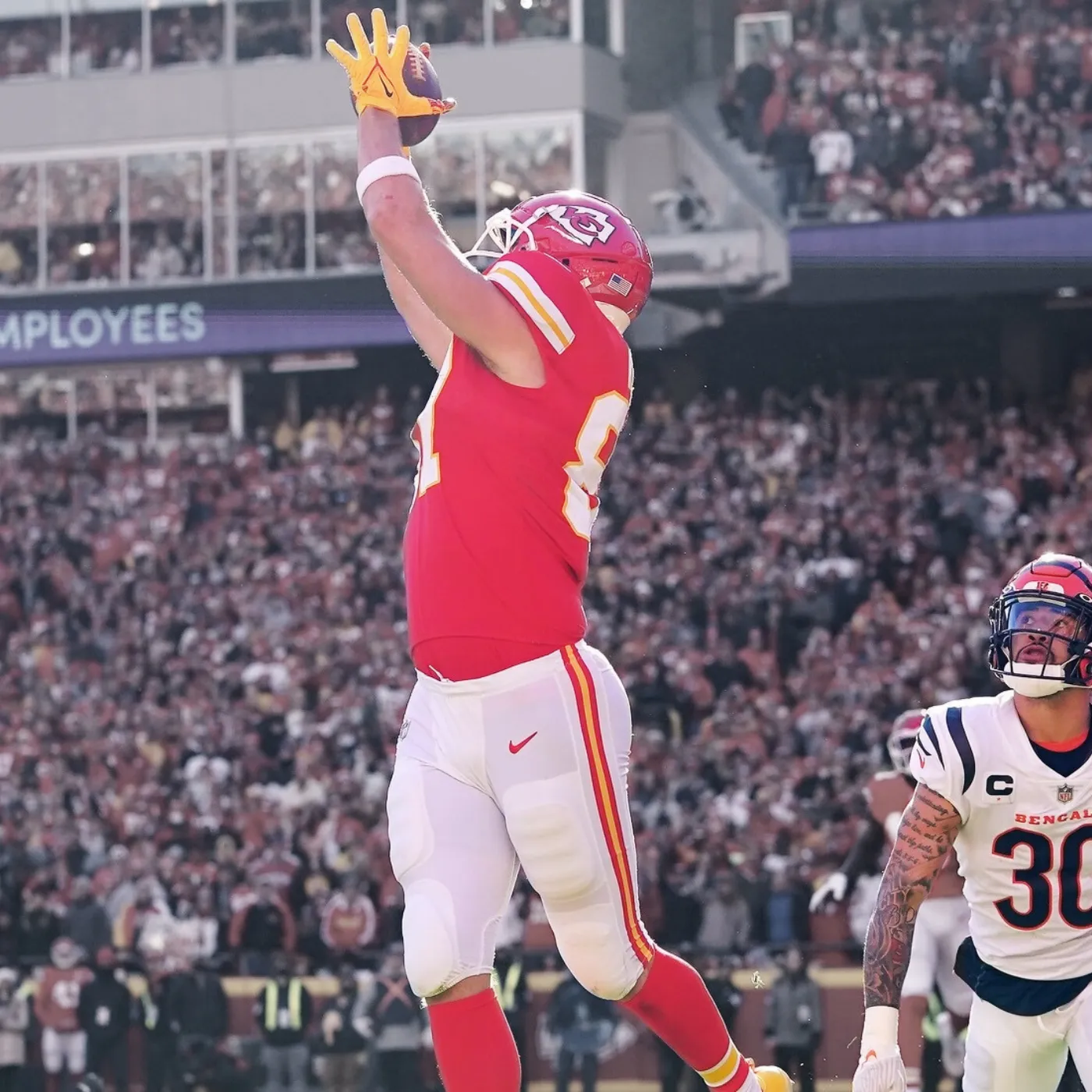 image_67da23bb0e0cc Football World on Edge as Travis Kelce’s Next Big Move Sparks Wild Speculation