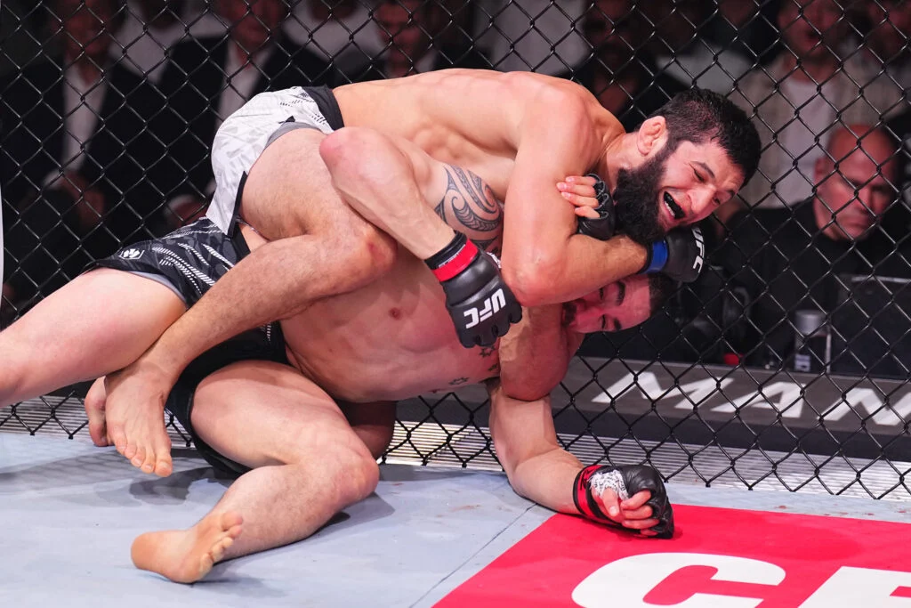 image_67da28c098570 MMA’s Most Explosive Rivalry: Pereira Challenges Chimaev at UFC 317