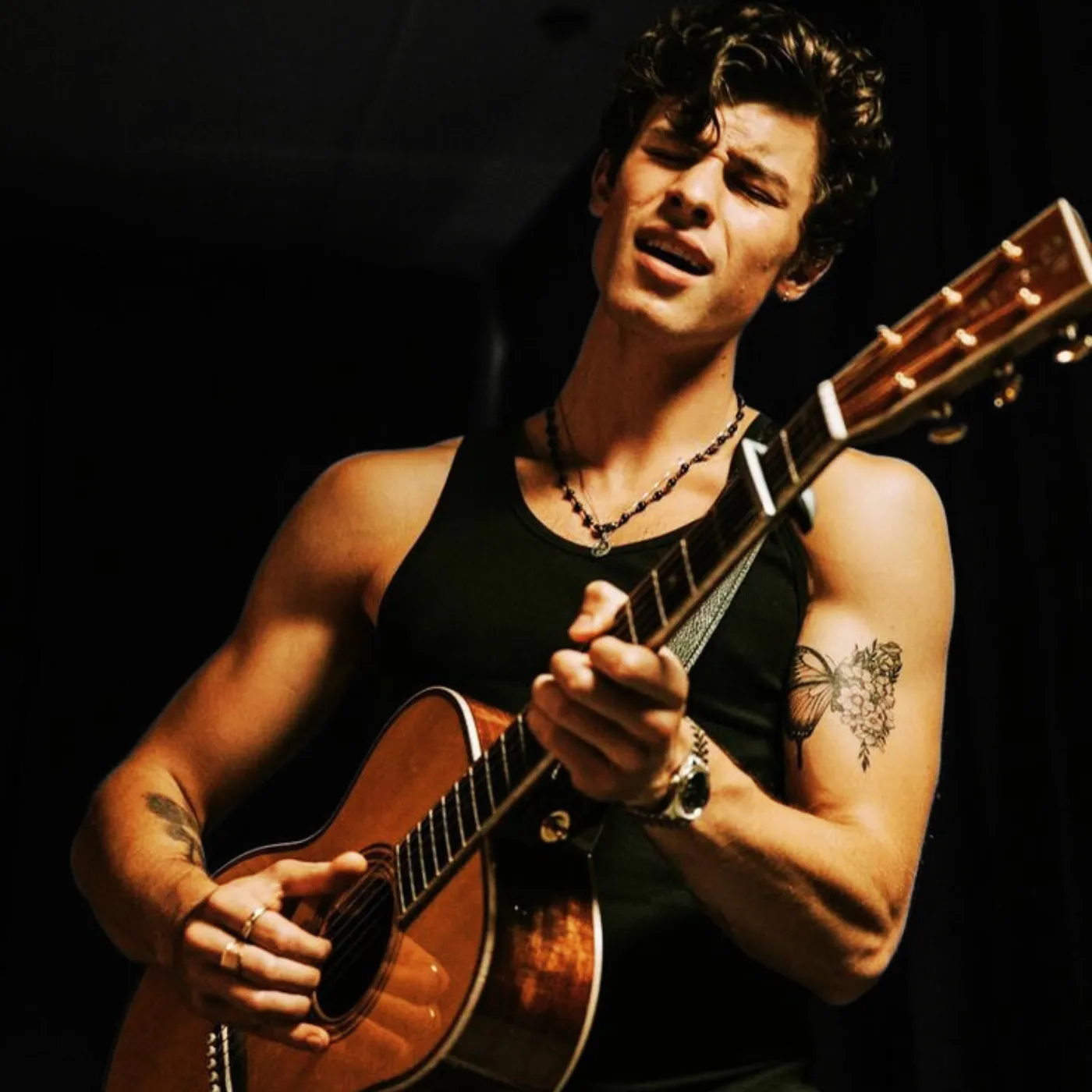 image_67da9ba32afb7 Shawn Mendes Sparks Chaos With an Acoustic Confession to His Mystery Boyfriend