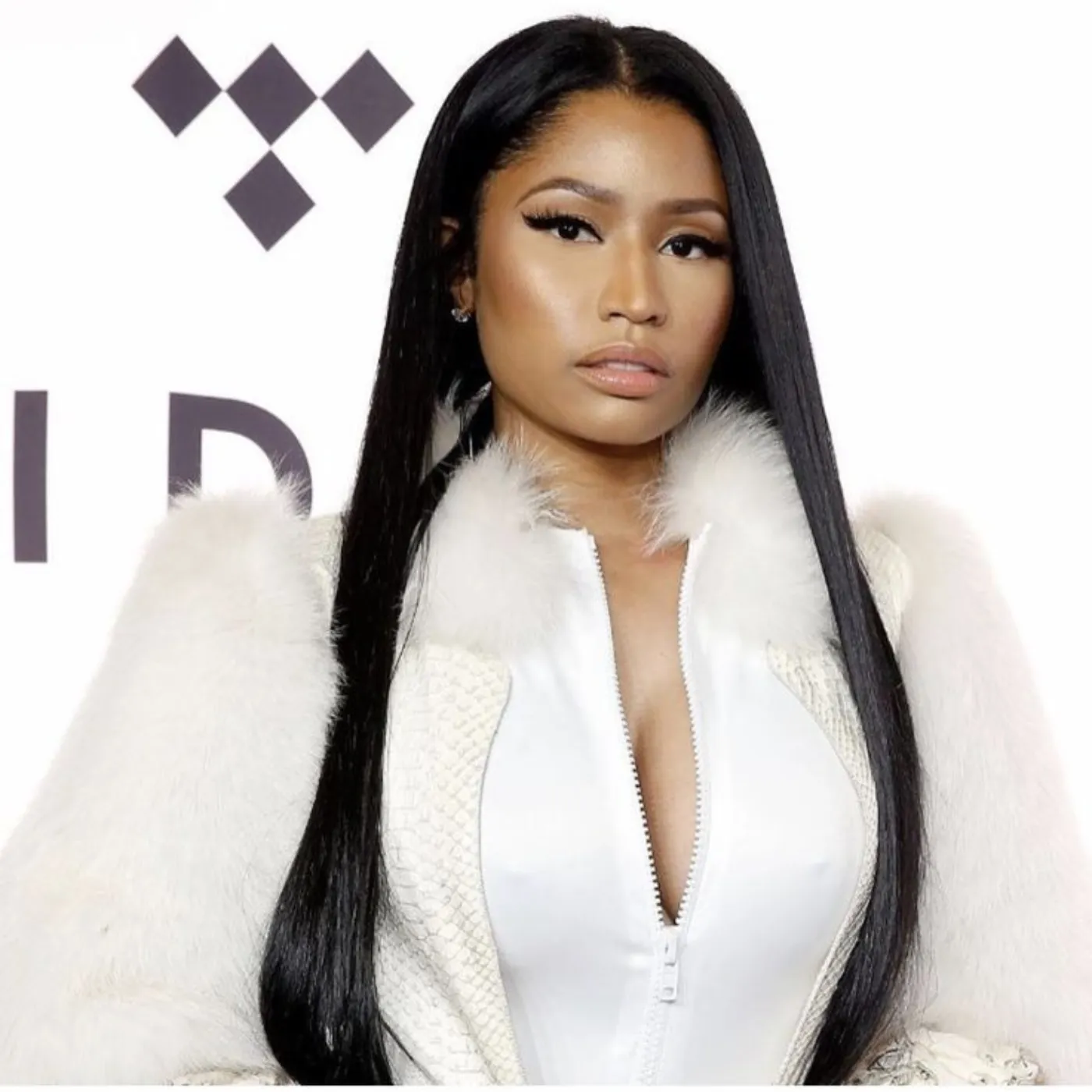 image_67db8c7188fc0 Kanye West Shocks By Dethroning Nicki Minaj, Putting Cardi B On The Throne – The Secret "Massacre" Between Female Rappers That Paralyzes Hollywood