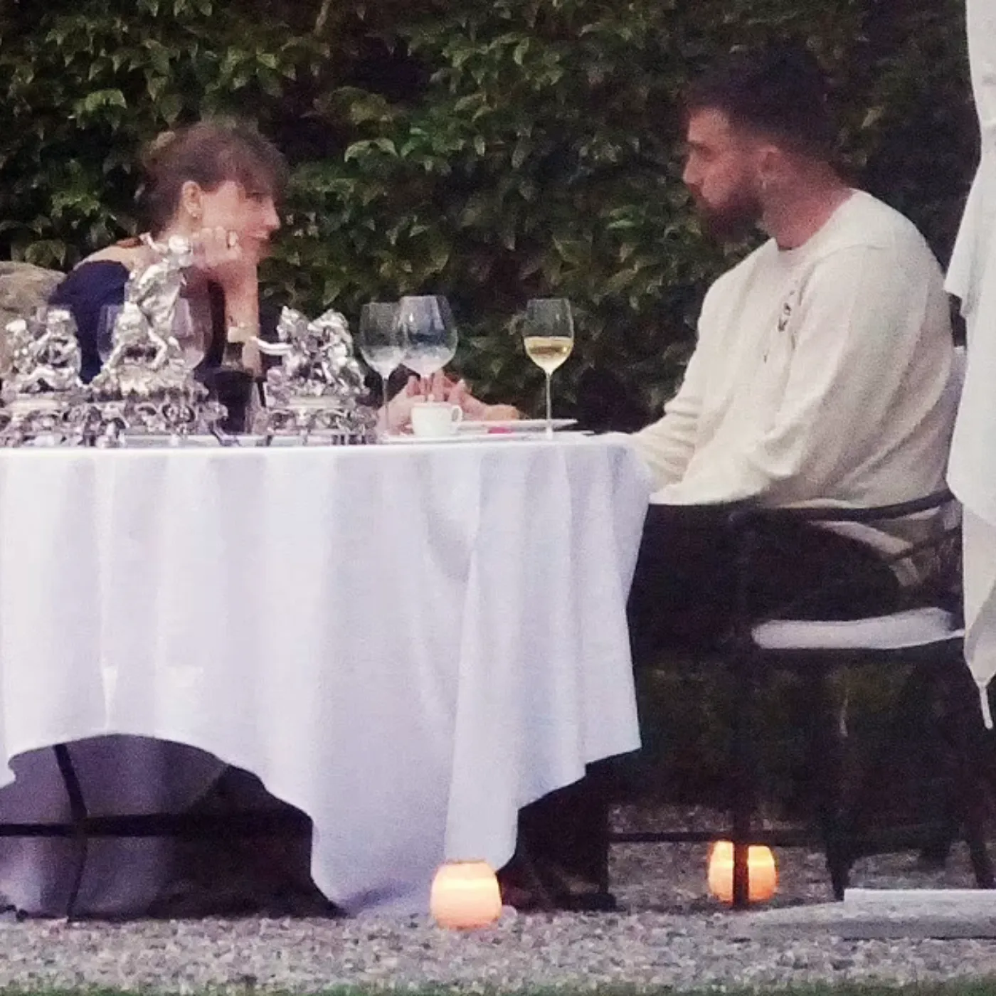 Travis Kelce Drops Major Hint About Upcoming Date with Taylor Swift—Fans Can’t Handle It 19 Travis Kelce Drops Major Hint About Upcoming Date with Taylor Swift—Fans Can’t Handle It