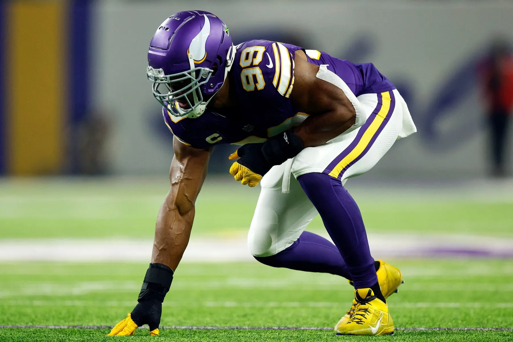 image_67dd17c42d8c6 Danielle Hunter signs a one-year, $35.6 Million extension with Texans: becoming the NFL's second-highest paid DE