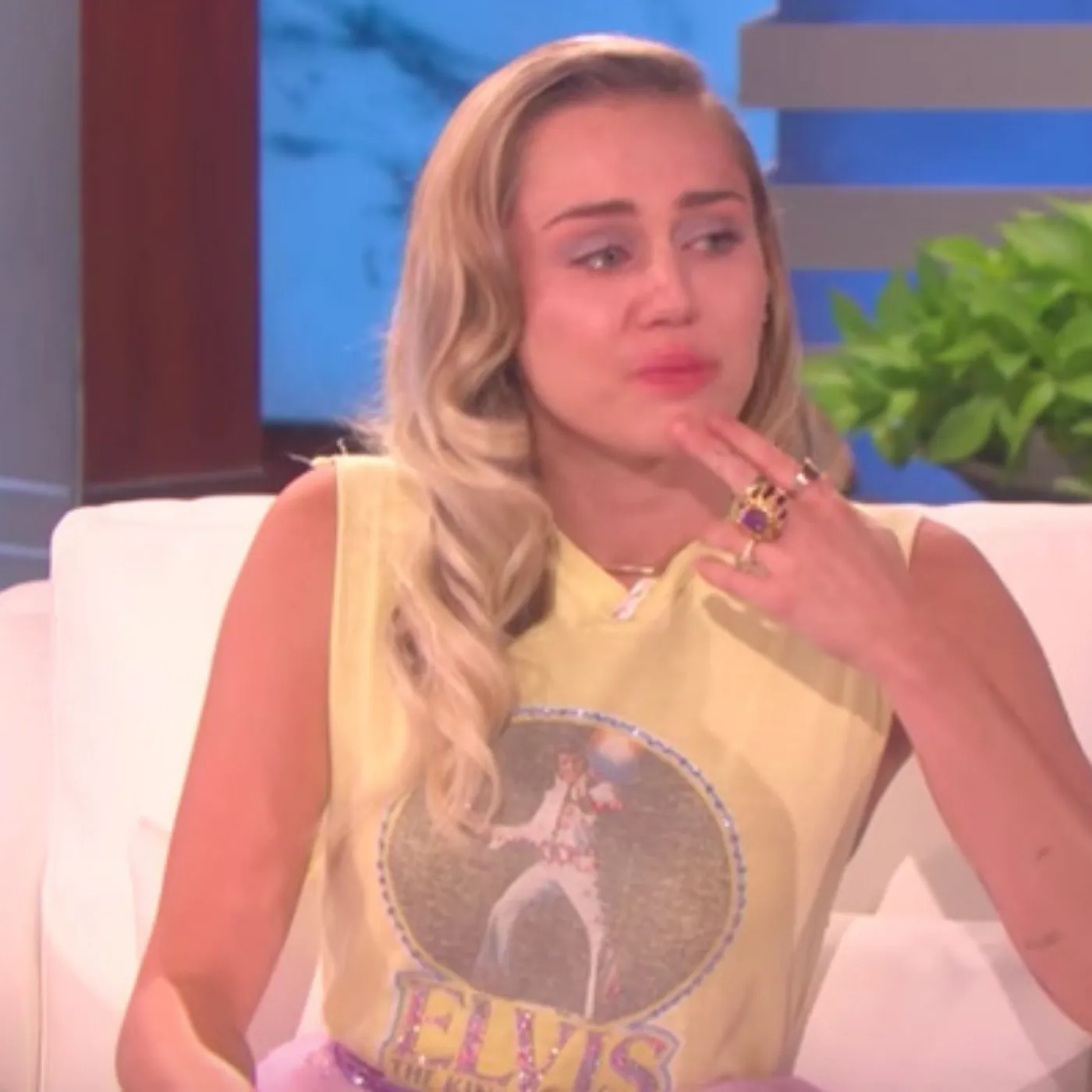 image_67dd3077d05f1 The Heartbreaking Reason Miley Cyrus Begged Ellen DeGeneres Not to Make Her Cry