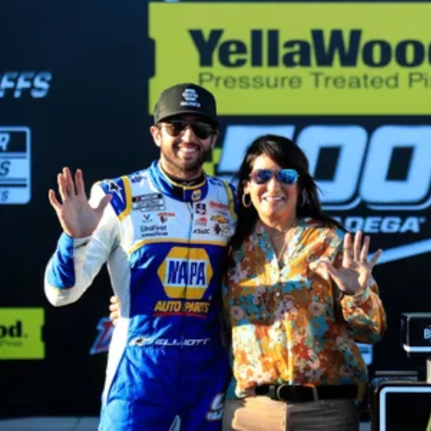 image_67de16a3b763e Chase Elliott’s Greatest Fans? His Family’s Unwavering Support!