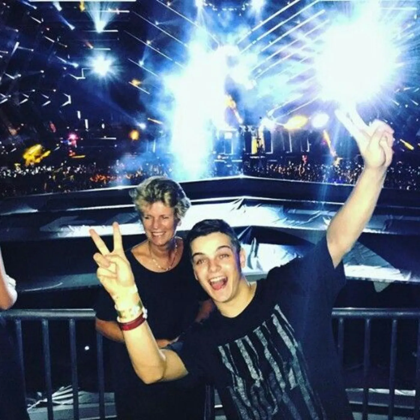 image_67de2a5bc28ff Martin Garrix Marks 10 Years of Residency at Ushuaïa Ibiza with 'X'