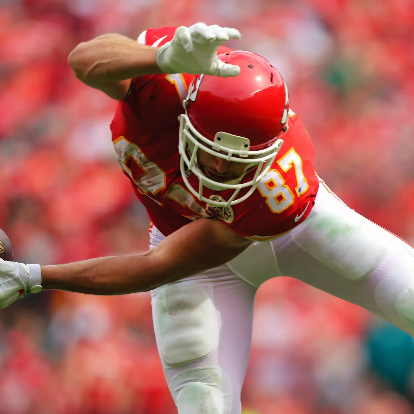 image_67df9047a7173 Taylor Swift’s Unexpected Move Leaves Travis Kelce Facing Uncertain Future