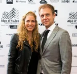 Success from the stage to the small family: The secret about Armin van Buuren's family that every fan wants to know