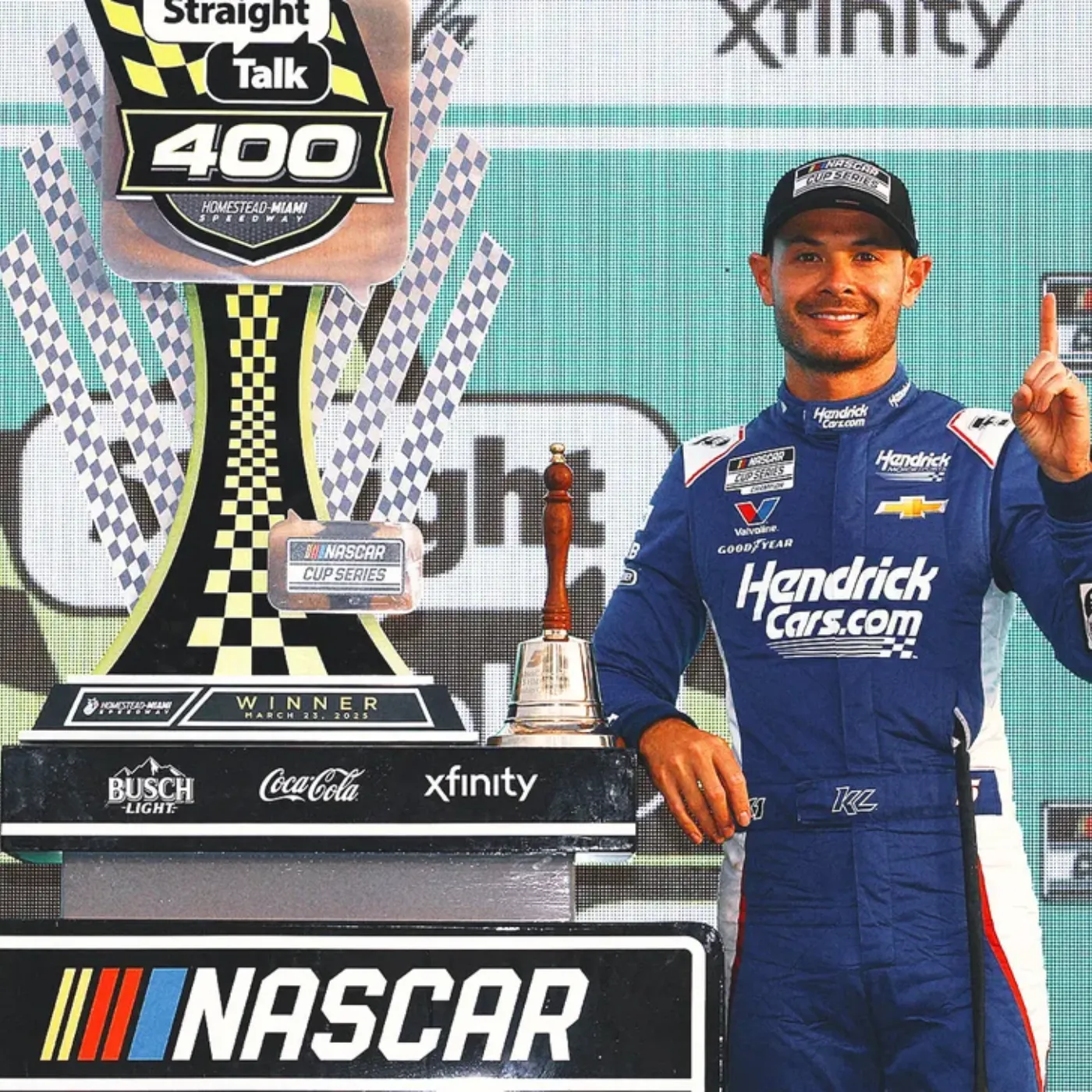 Kyle Larson Wins Cup Series at Homestead, Finishes One Race Ahead to Win All Three Races